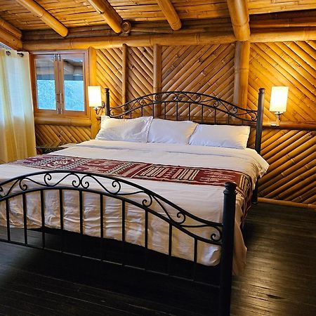Golden Tree Mindo Eco-Lodge Exterior photo