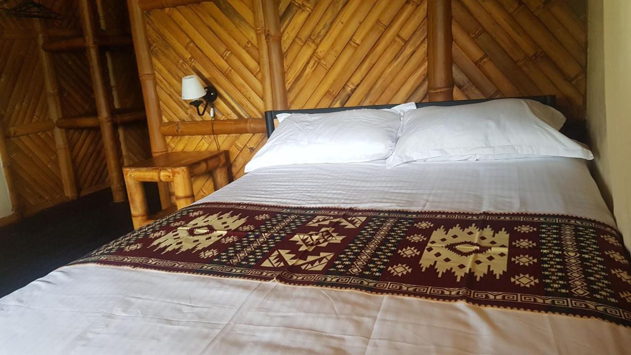 Golden Tree Mindo Eco-Lodge Exterior photo